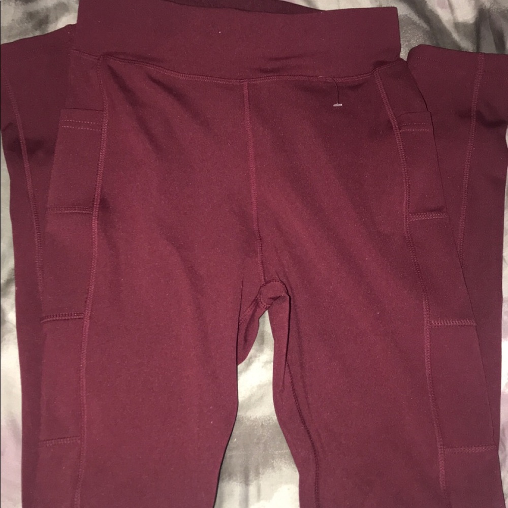 pop fit maroon leggings w pockets size small